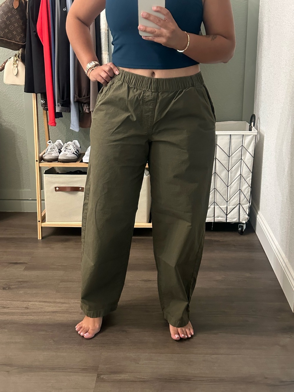 American Eagle Stretch barrel pants